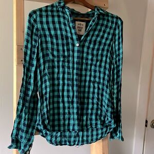 Soft plaid shirt Green and Black sz S
